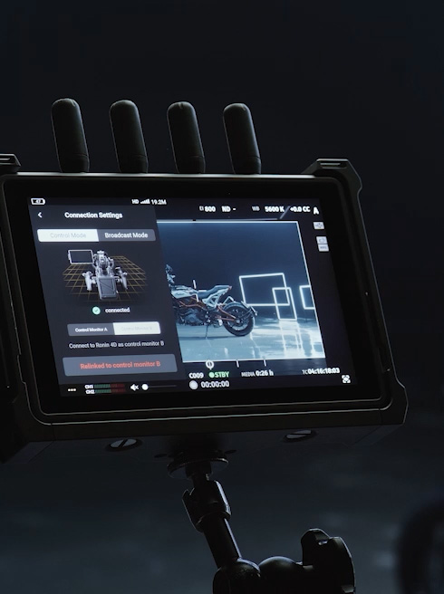 予約】DJI Transmission (高輝度モニター コンボ) - セキドオンライン